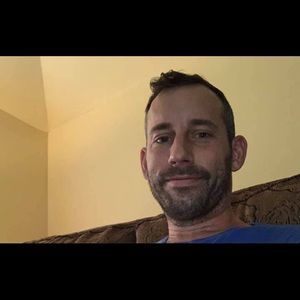 Meet your Posher, Derrick